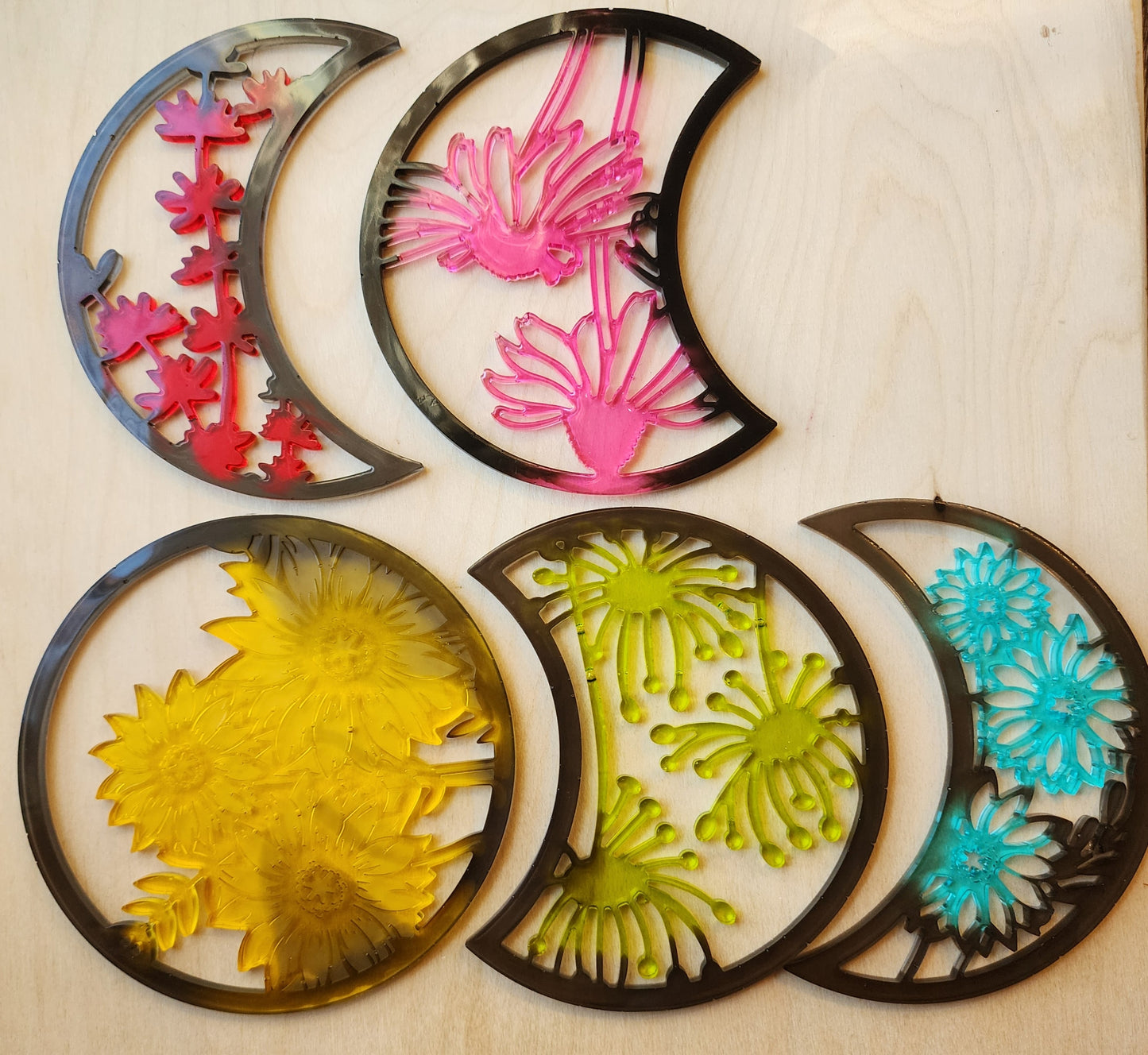 Flower moon wall decor