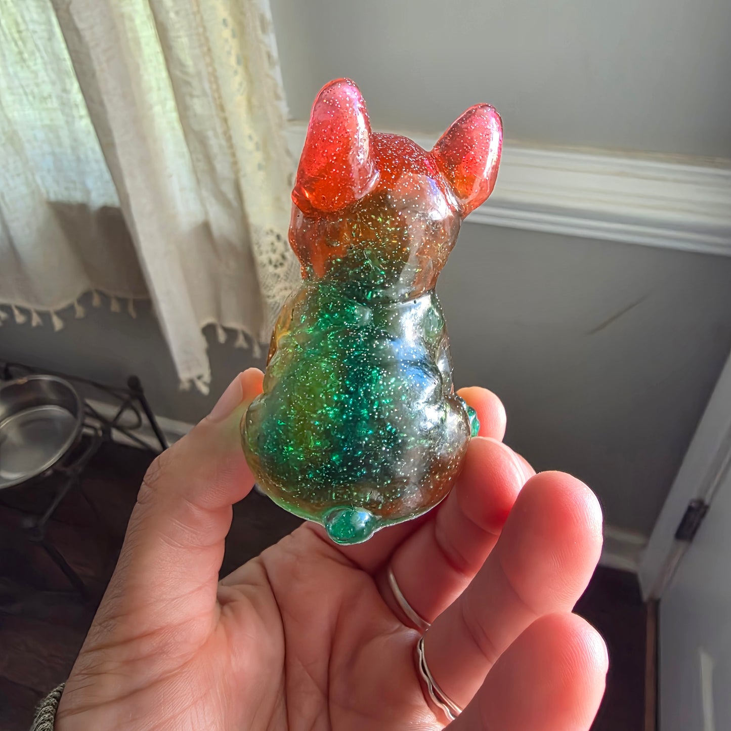 Overpour French bulldog figurine