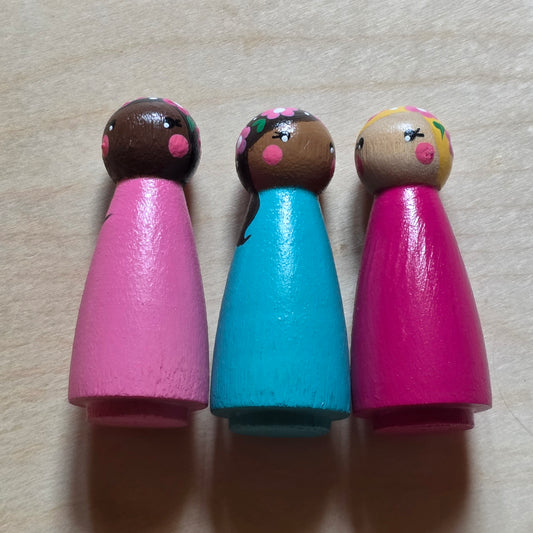 Flower girl peg dolls (3)