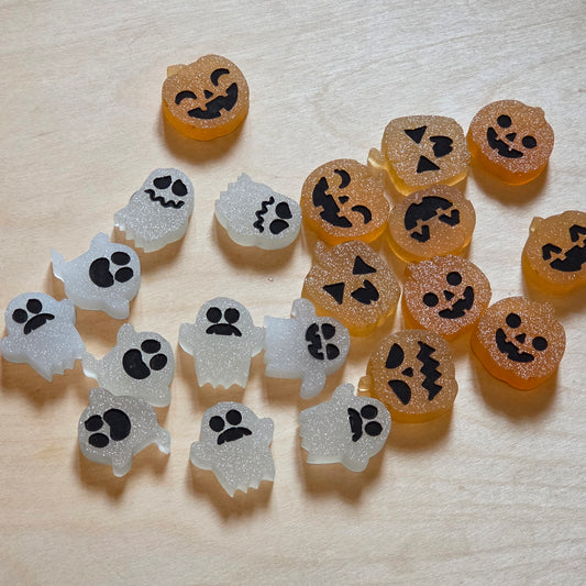 Pumpkin and ghost counters
