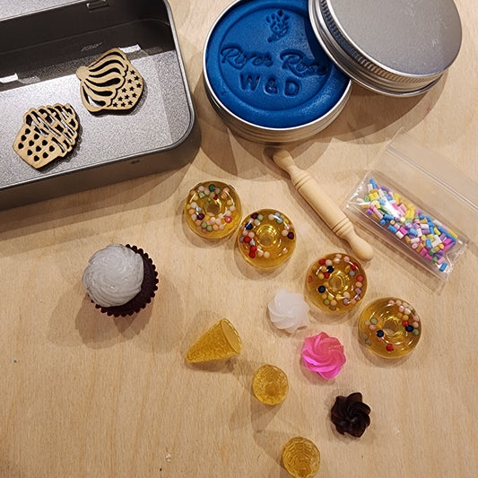 Sweet shop travel tin